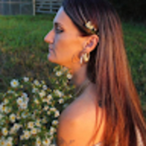Meet your Posher, Lindsay - Picture 1 of 1